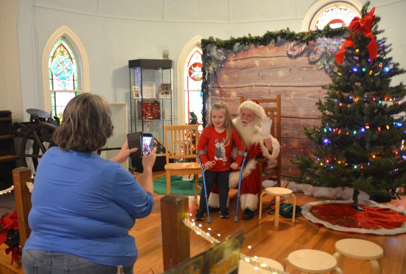 Milton Holly Festival returns and it brings the masses Cape Gazette